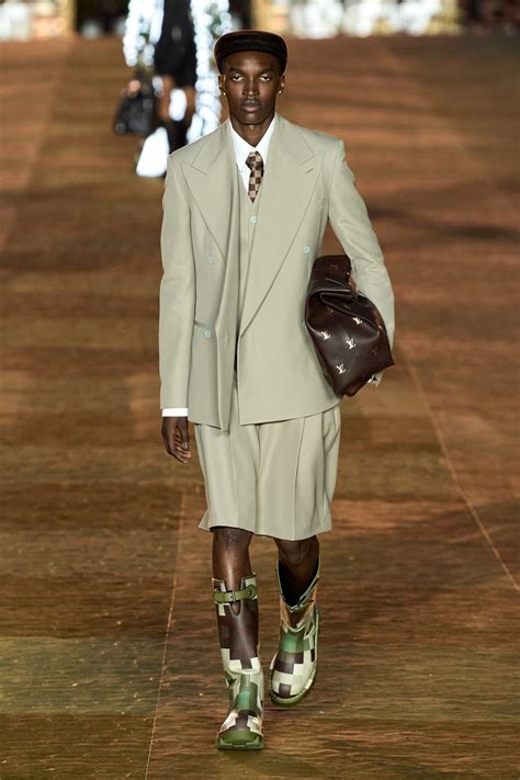 lv men ss 24|Louis Vuitton Spring 2024 Menswear Collection .